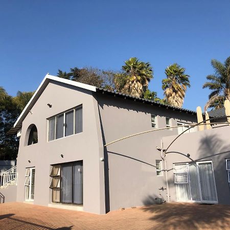 6 On Acacia Bed and Breakfast Johannesburg Eksteriør billede